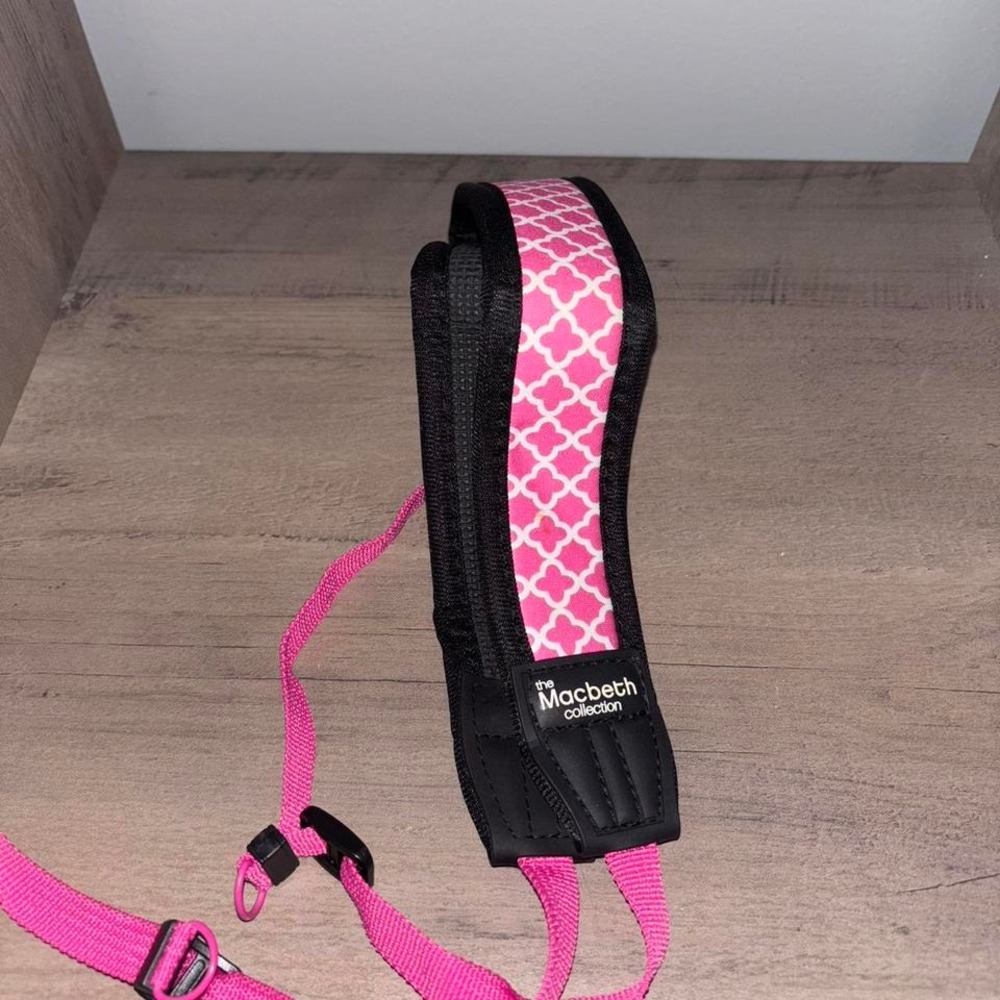 Pink and black‎ camera strap